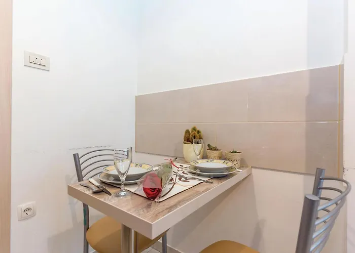 1 Bedroom Gorgeous In