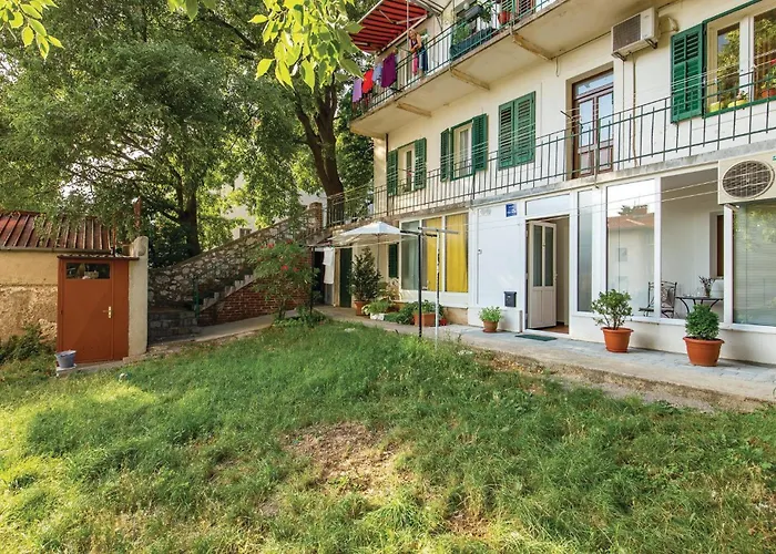 1 Bedroom Gorgeous In * Rijeka