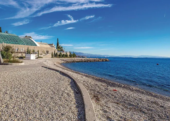 Apartament 1 Bedroom Gorgeous In Rijeka